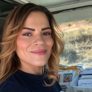 Meet your Posher, Stella